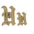 Inicial dorada Old English de 7mm U - 10K Amarillo