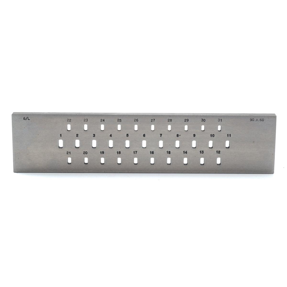 OMO Rectangle Cut Corner Draw Plate 31 Holes | OMO — Otto Frei
