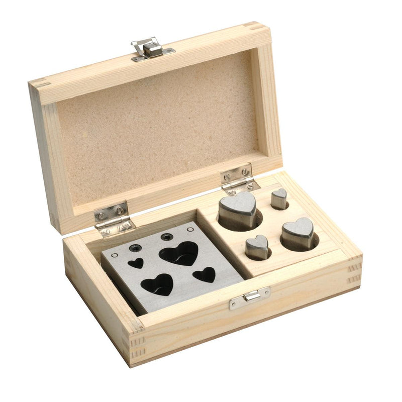 Heart Shaped Set of 4 Disc Cutters in Wood Box - Otto Frei
